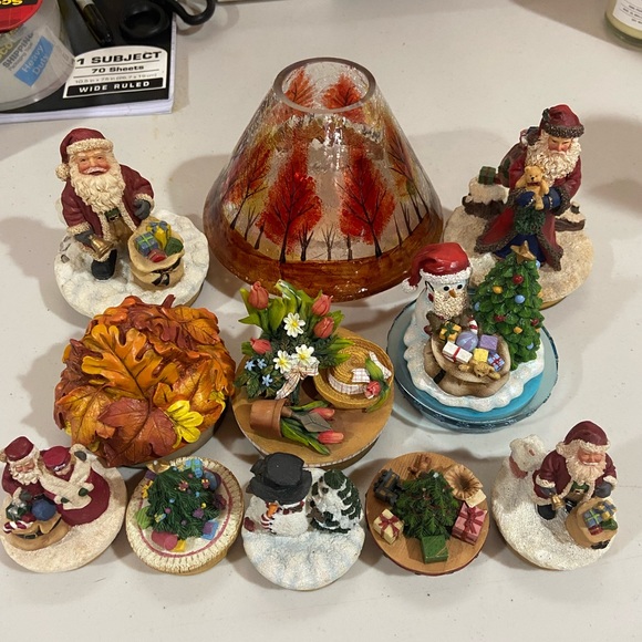 11 pc candle topper set, holiday themed, includes yankee candle and our America